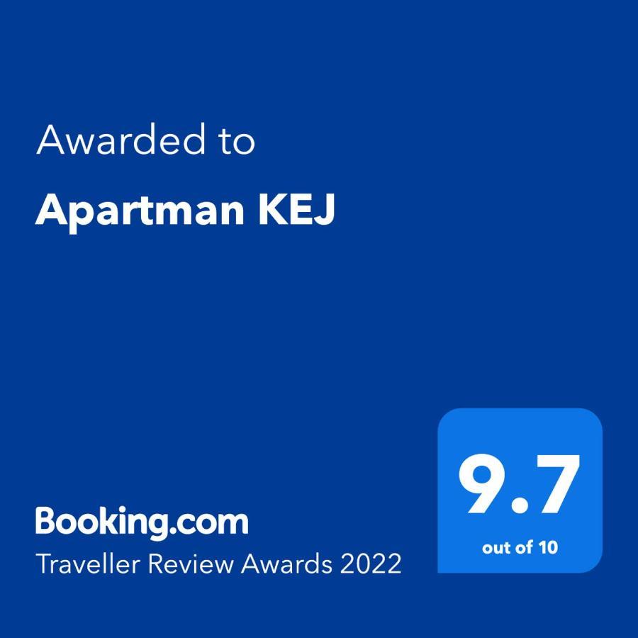Apartman Kej Pirot Exteriör bild